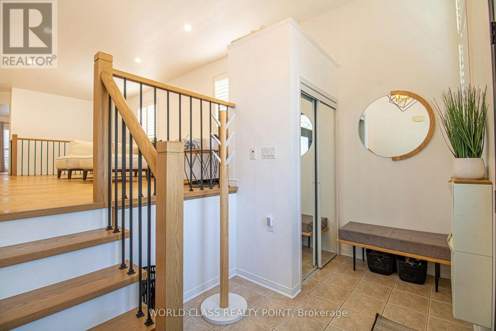 16 Tregate Crescent, Brampton, ON, L7A 2P3 - 4