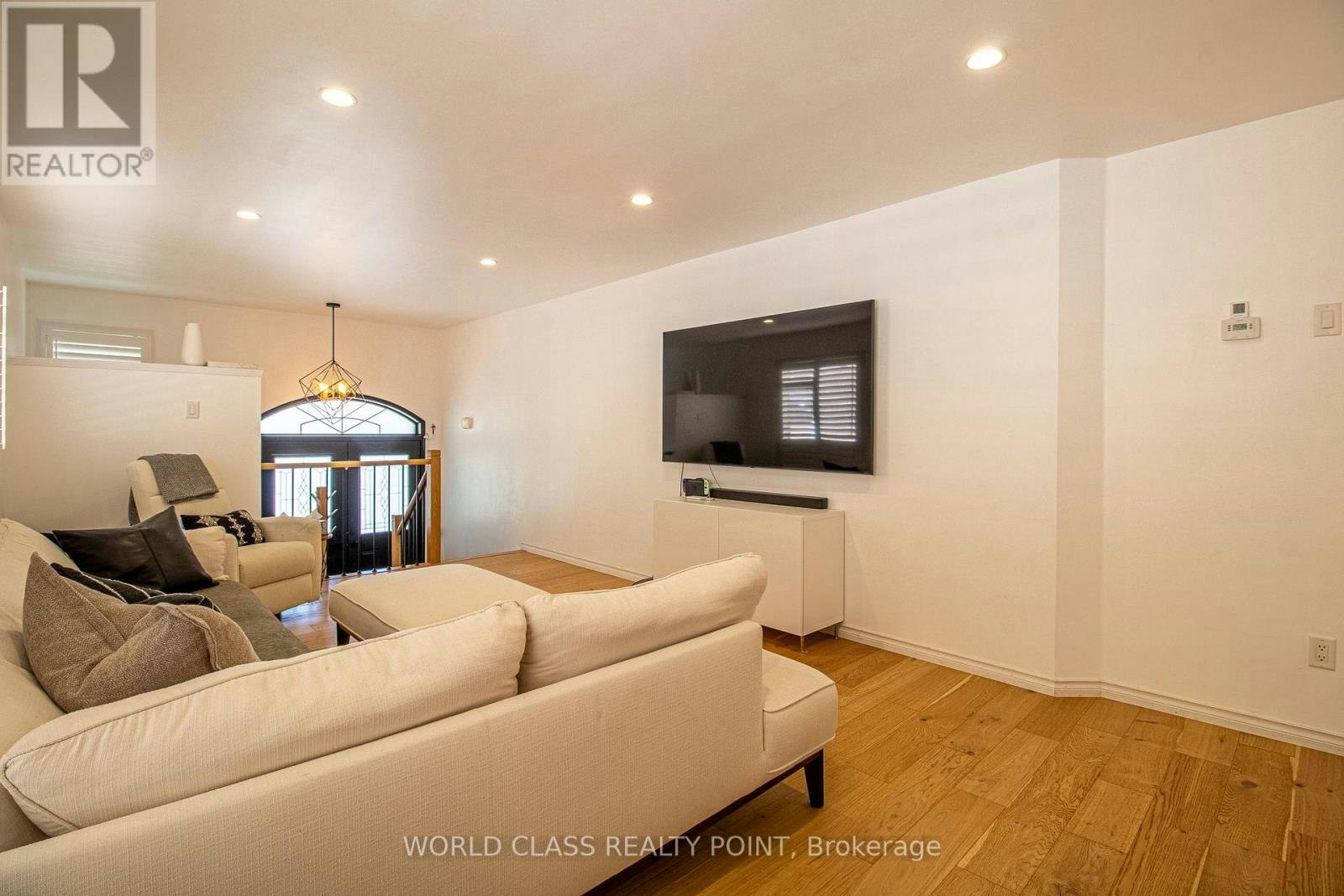 16 Tregate Crescent, Brampton, ON, L7A 2P3 - 8