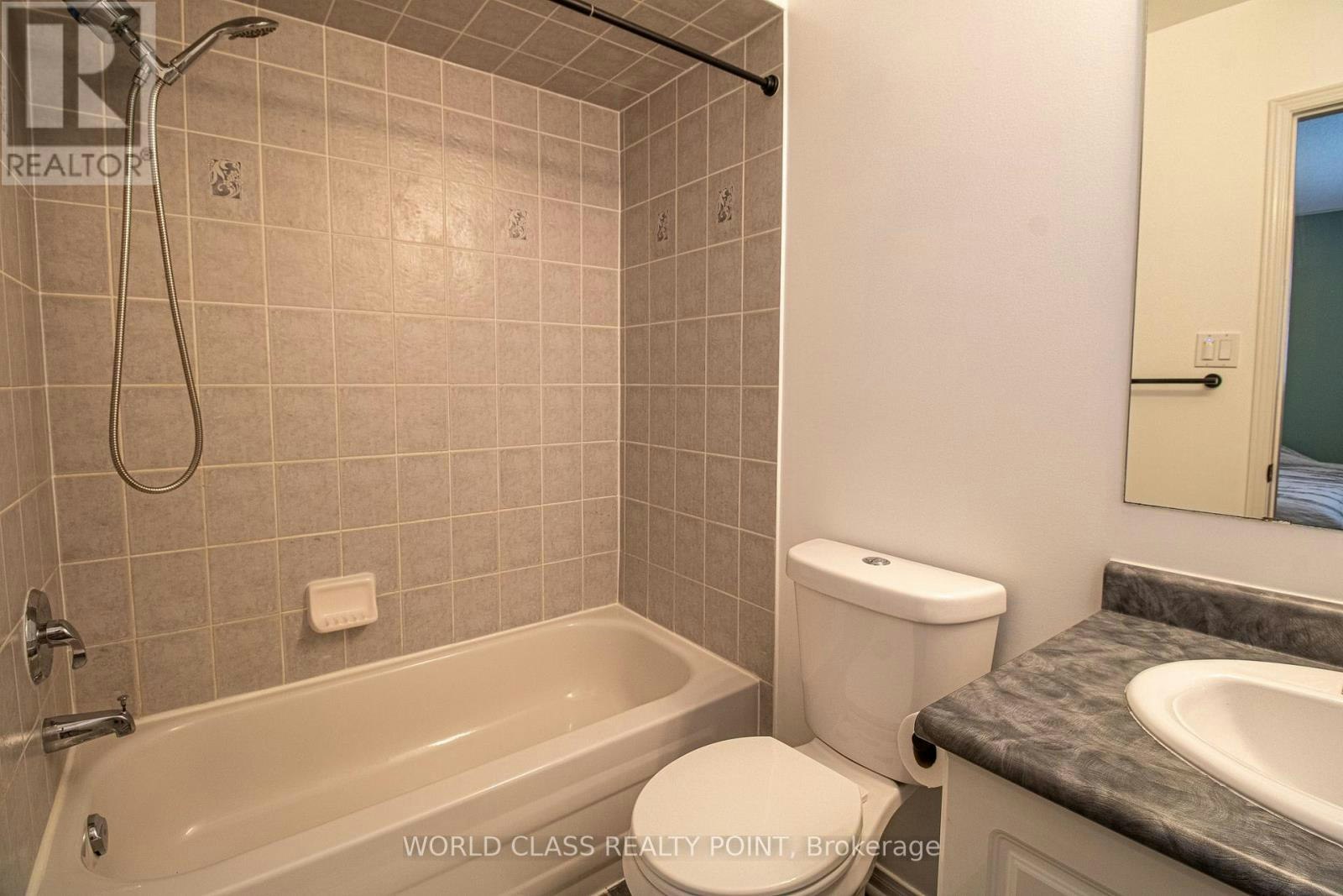 16 Tregate Crescent, Brampton, ON, L7A 2P3 - 17