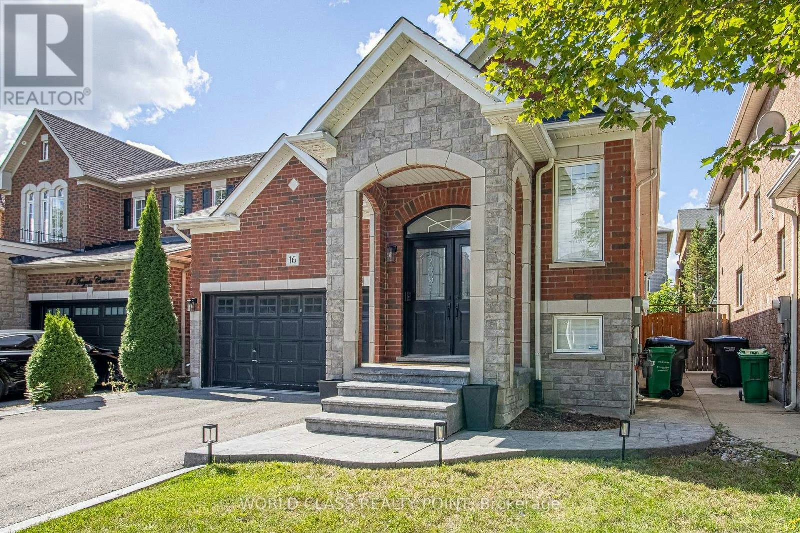 16 Tregate Crescent, Brampton, ON, L7A 2P3 - 2