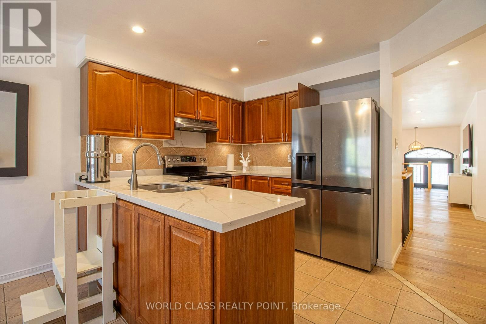 16 Tregate Crescent, Brampton, ON, L7A 2P3 - 11
