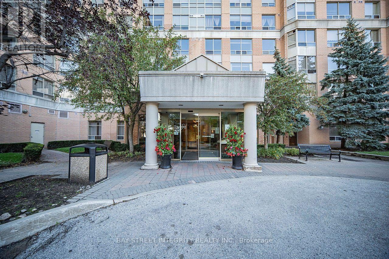 526-1883 Mcnicoll Avenue, Toronto, ON, M1V 5M3 - 2