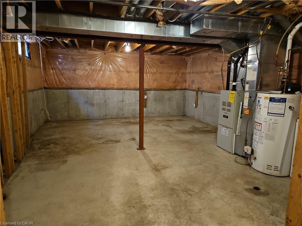 105 Activa Avenue, Kitchener, ON, N2E 2T3 - 29