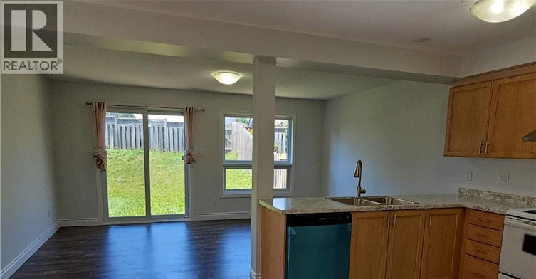 105 Activa Avenue, Kitchener, ON, N2E 2T3 - 9