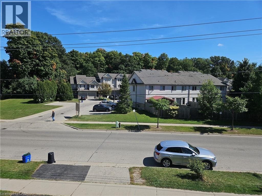105 Activa Avenue, Kitchener, ON, N2E 2T3 - 21