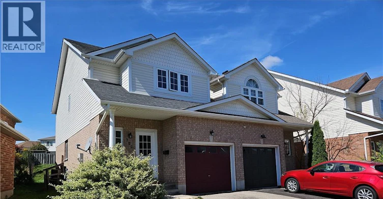 105 Activa Avenue, Kitchener, ON, N2E 2T3 - 3