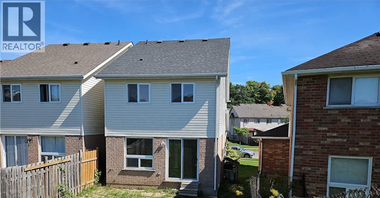 105 Activa Avenue, Kitchener, ON, N2E 2T3 - 33