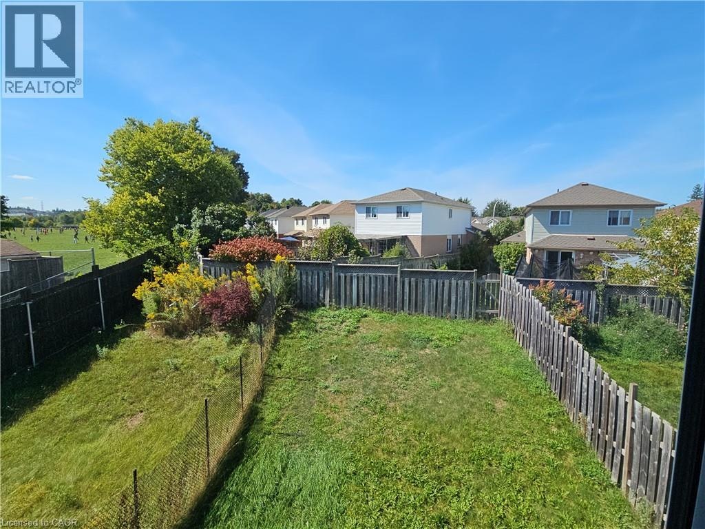 105 Activa Avenue, Kitchener, ON, N2E 2T3 - 35