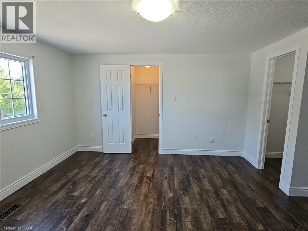 105 Activa Avenue, Kitchener, ON, N2E 2T3 - 28