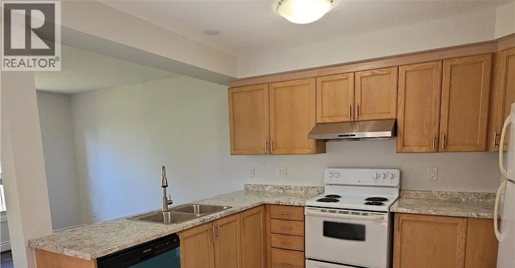 105 Activa Avenue, Kitchener, ON, N2E 2T3 - 11