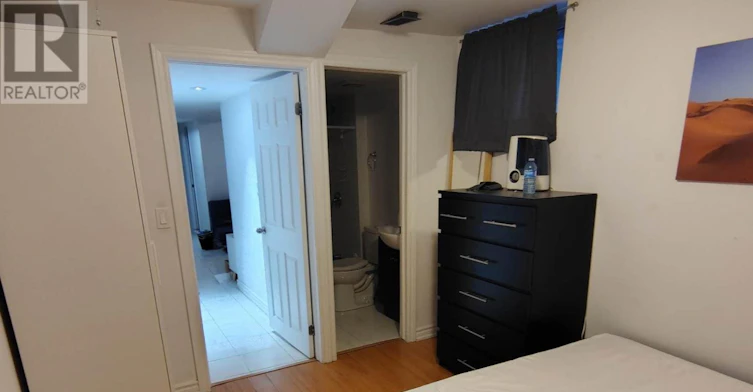 LOWER-66 Bellevue Avenue, Toronto, ON, M5T 2N4 - 3