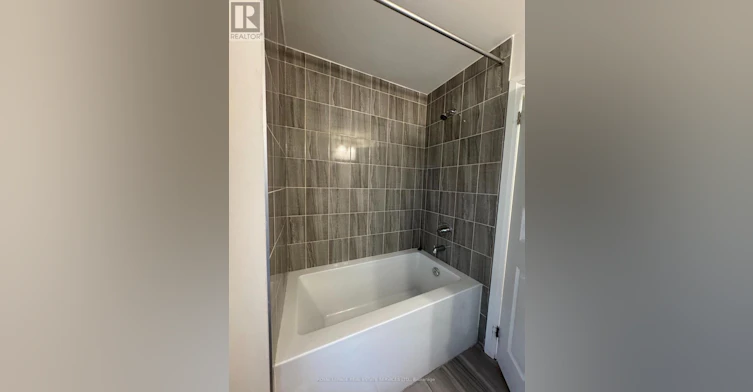 1110-585 Colborne Street, Brantford, ON, N3S 0K4 - 12