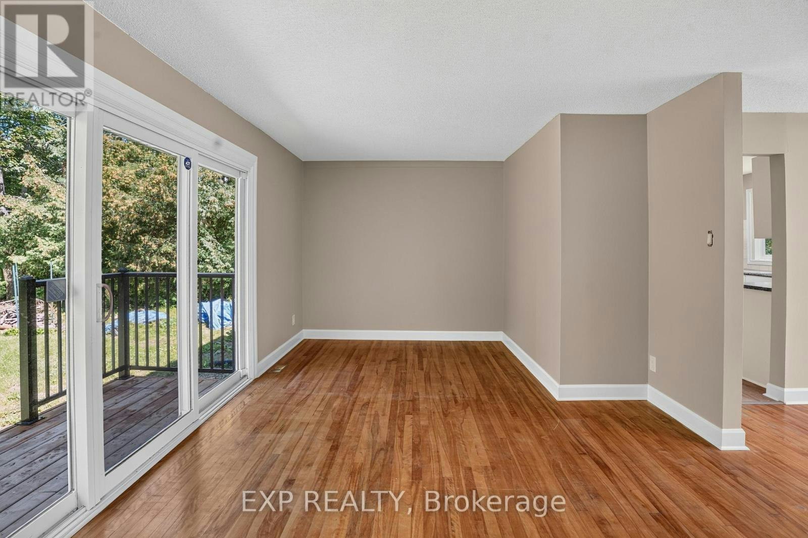 137 Grenfell Crescent, Ottawa, ON, K2G 0G6 - 6