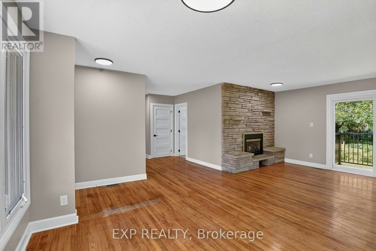 137 Grenfell Crescent, Ottawa, ON, K2G 0G6 - 5