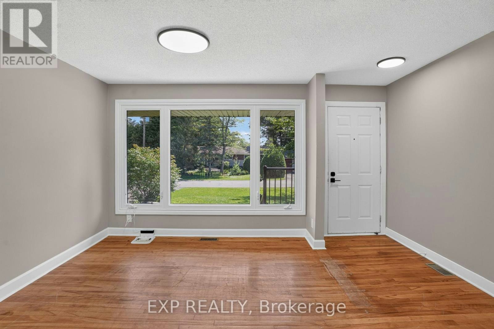 137 Grenfell Crescent, Ottawa, ON, K2G 0G6 - 7