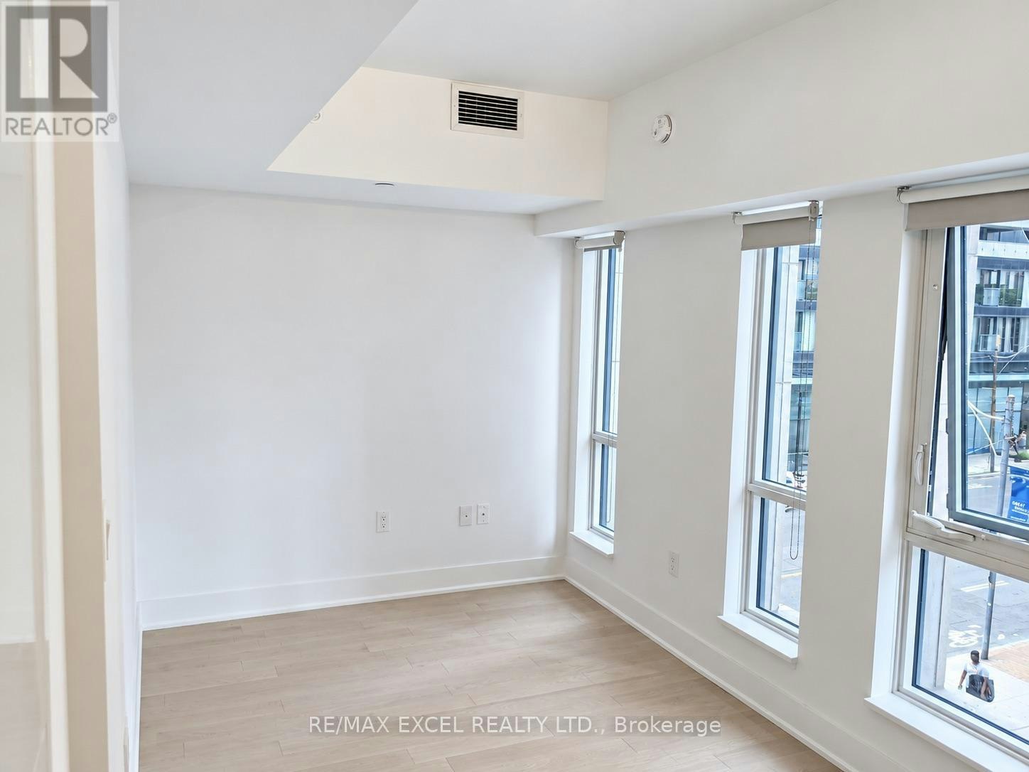 328-955 Bay Street, Toronto, ON, M5S 0C6 - 3