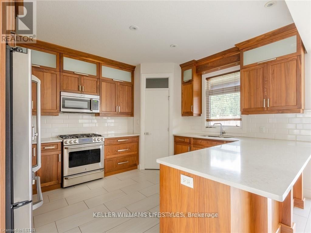 756 Hickorystick, London, ON, N6G 0M9 - 11