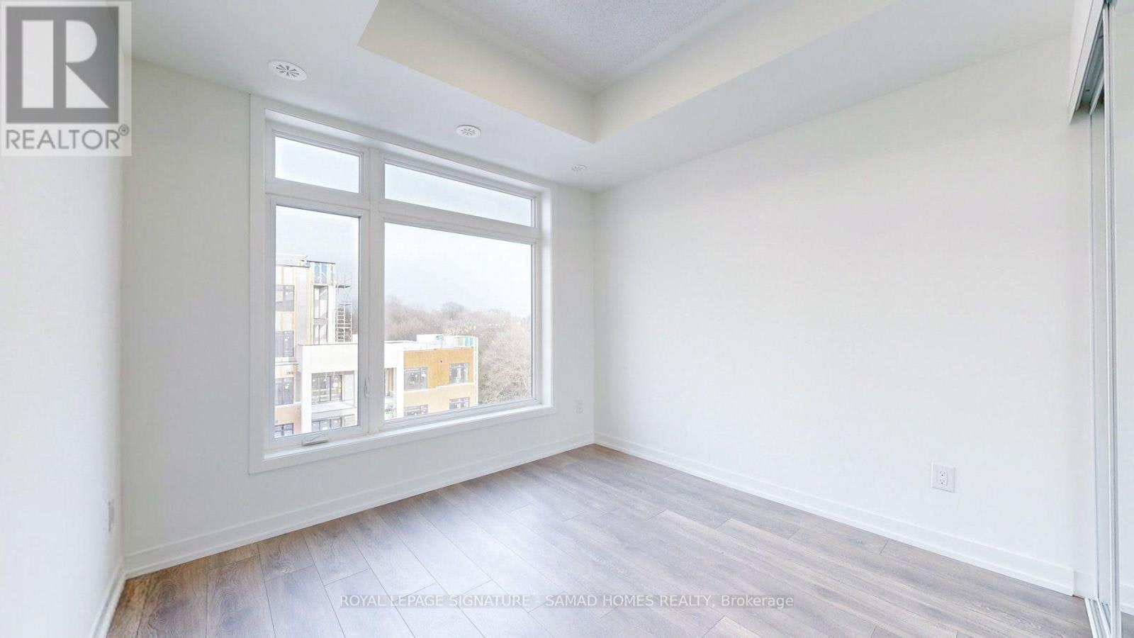 611-135 Canon Jackson Drive, Toronto, ON, M6M 0C3 - 12