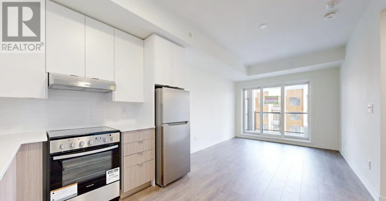 611-135 Canon Jackson Drive, Toronto, ON, M6M 0C3 - 6