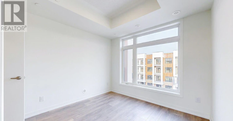 611-135 Canon Jackson Drive, Toronto, ON, M6M 0C3 - 11