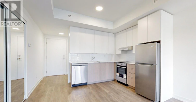 611-135 Canon Jackson Drive, Toronto, ON, M6M 0C3 - 7