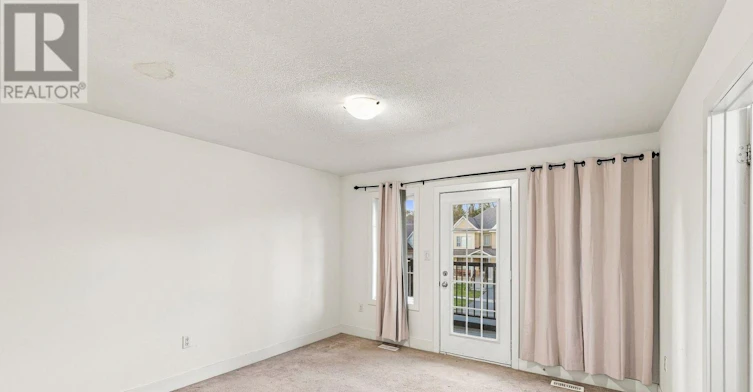 17 Micklefield Avenue, Whitby, ON, L1P 0C2 - 13
