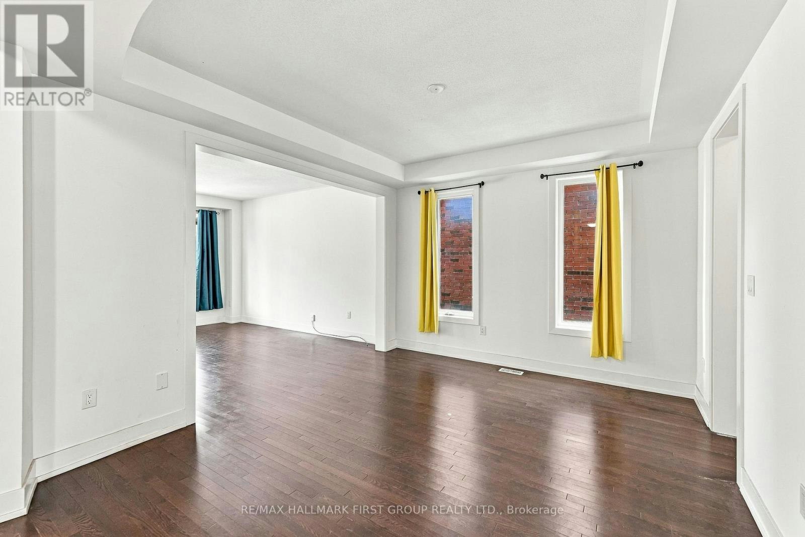17 Micklefield Avenue, Whitby, ON, L1P 0C2 - 5