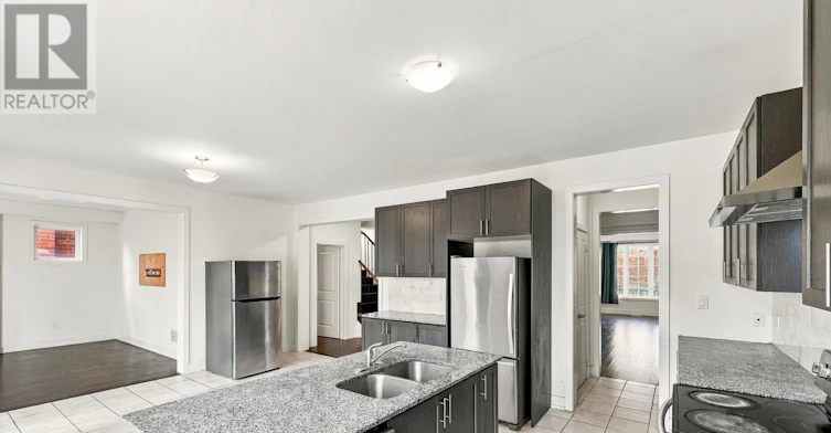 17 Micklefield Avenue, Whitby, ON, L1P 0C2 - 7