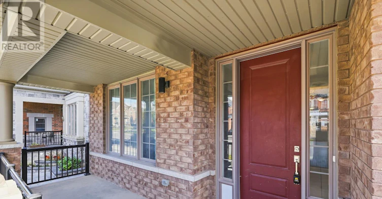 17 Micklefield Avenue, Whitby, ON, L1P 0C2 - 2
