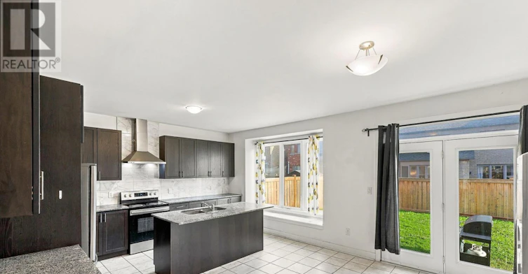 17 Micklefield Avenue, Whitby, ON, L1P 0C2 - 6