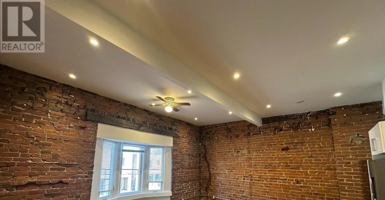 2ND FLR-1190 Weston Road, Toronto, ON, M6M 4P4 - 4