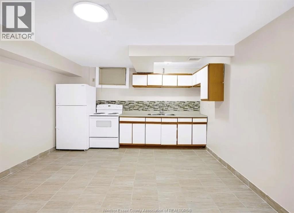 Lower-1637 Drouillard, Windsor, ON, N8Y 2S4 - 2