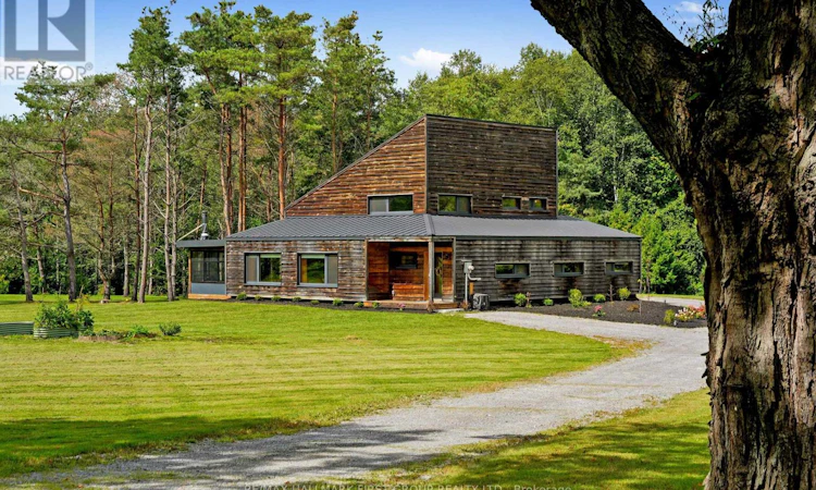 230 Lakeport Road