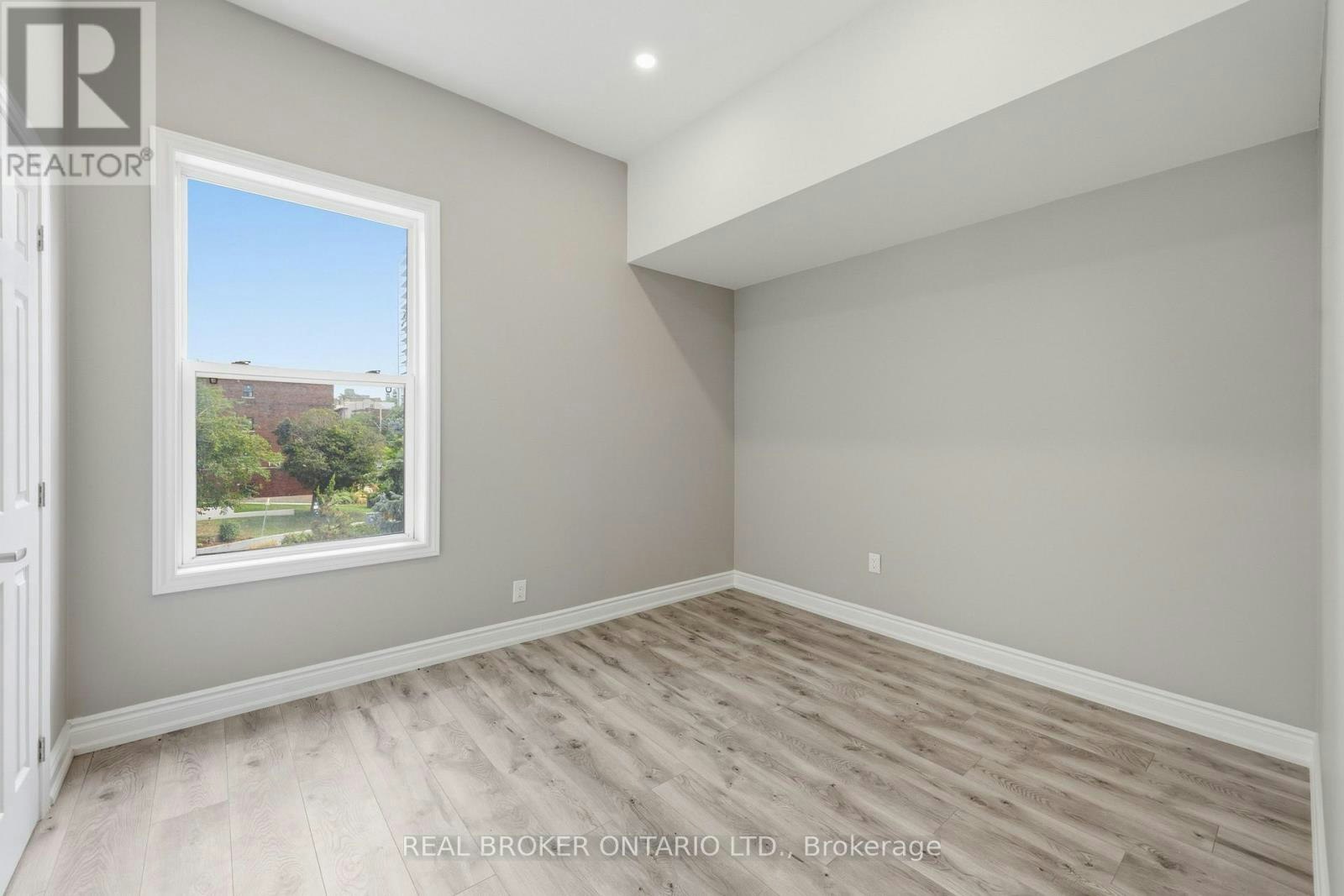 98 Duke Street, Hamilton, ON, L8P 1X5 - 16