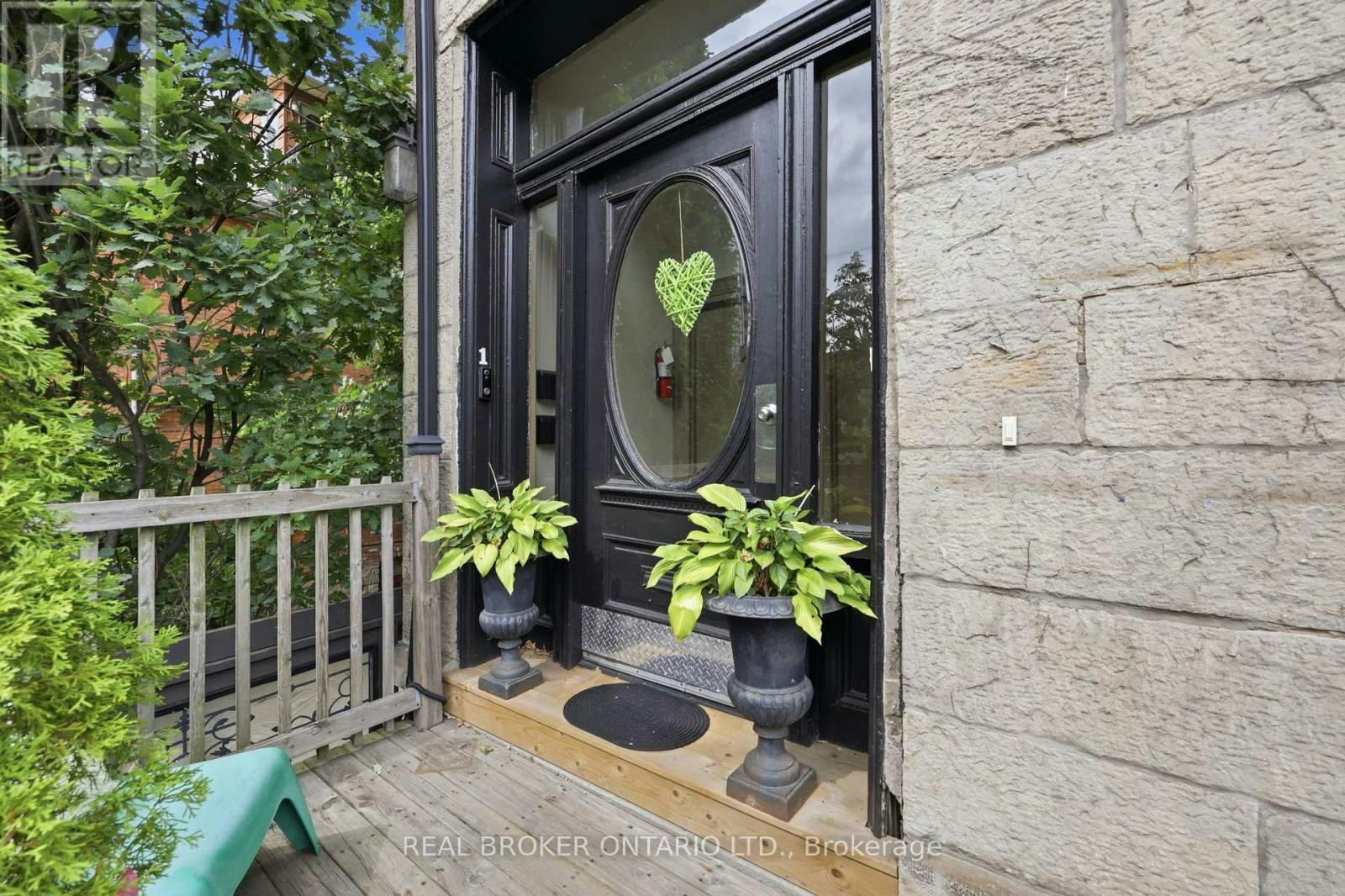 98 Duke Street, Hamilton, ON, L8P 1X5 - 6