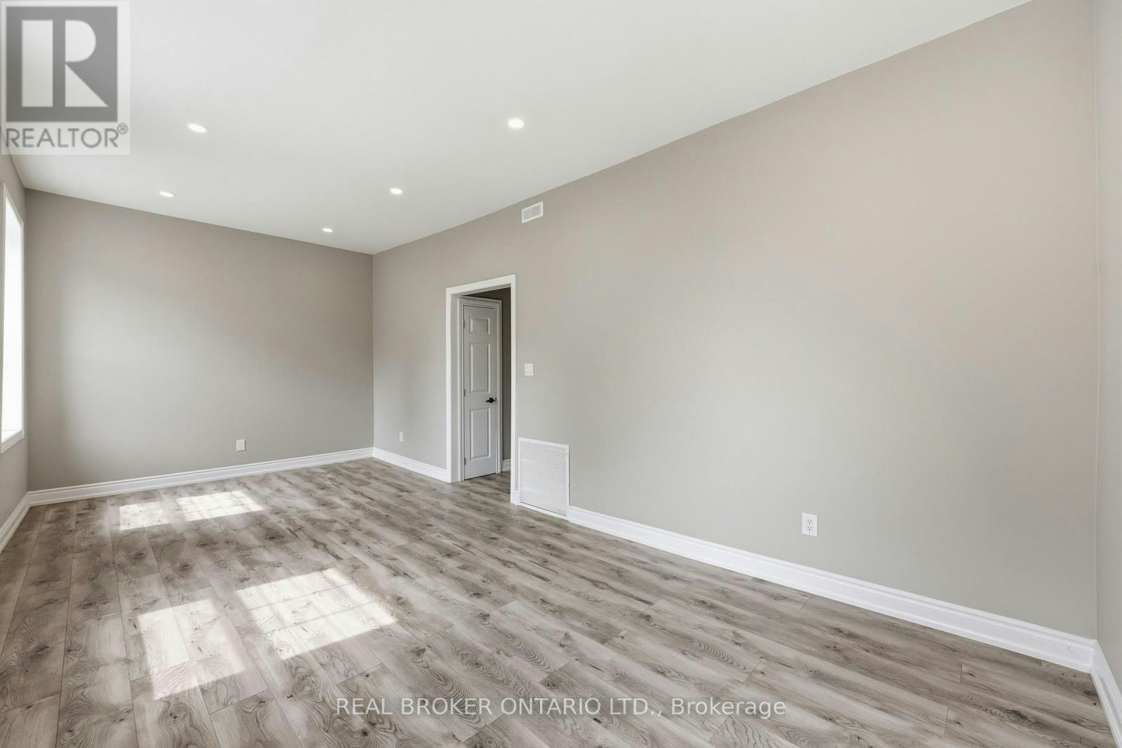 98 Duke Street, Hamilton, ON, L8P 1X5 - 15