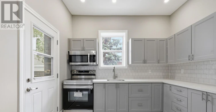 98 Duke Street, Hamilton, ON, L8P 1X5 - 12