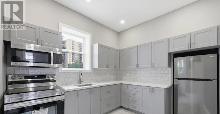 98 Duke Street, Hamilton, ON, L8P 1X5 - 13