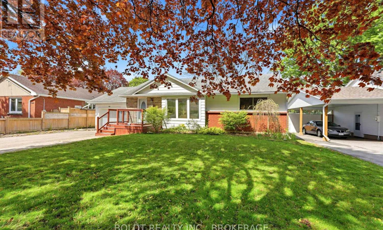 23 Woodelm Drive