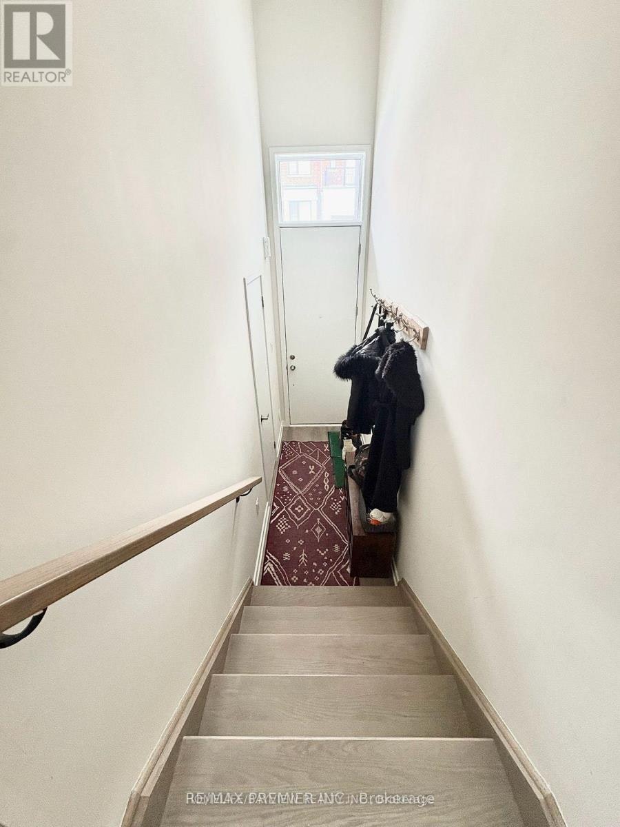 121 Rattenbury Road, Vaughan, ON, L6A 5C6 - 3