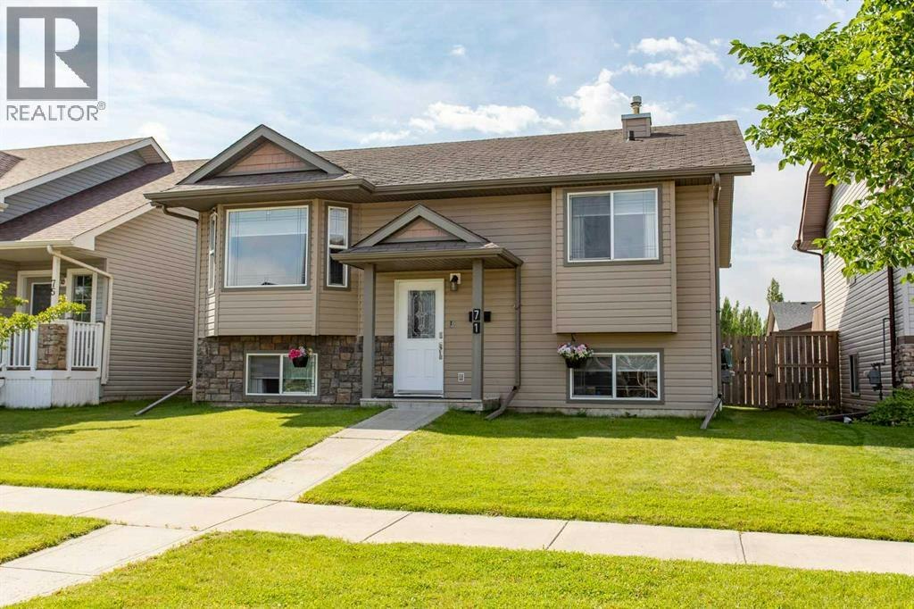 71 Vanier Drive, Red Deer, AB, T4R 0G3