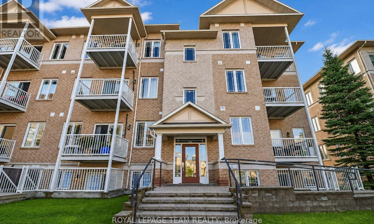 6-200 Paseo Private