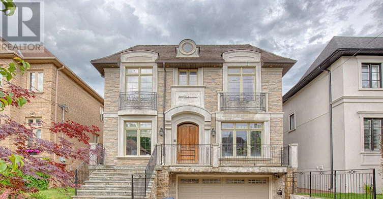 500 Deloraine Avenue, Toronto, ON, M5M 2B8 - 2