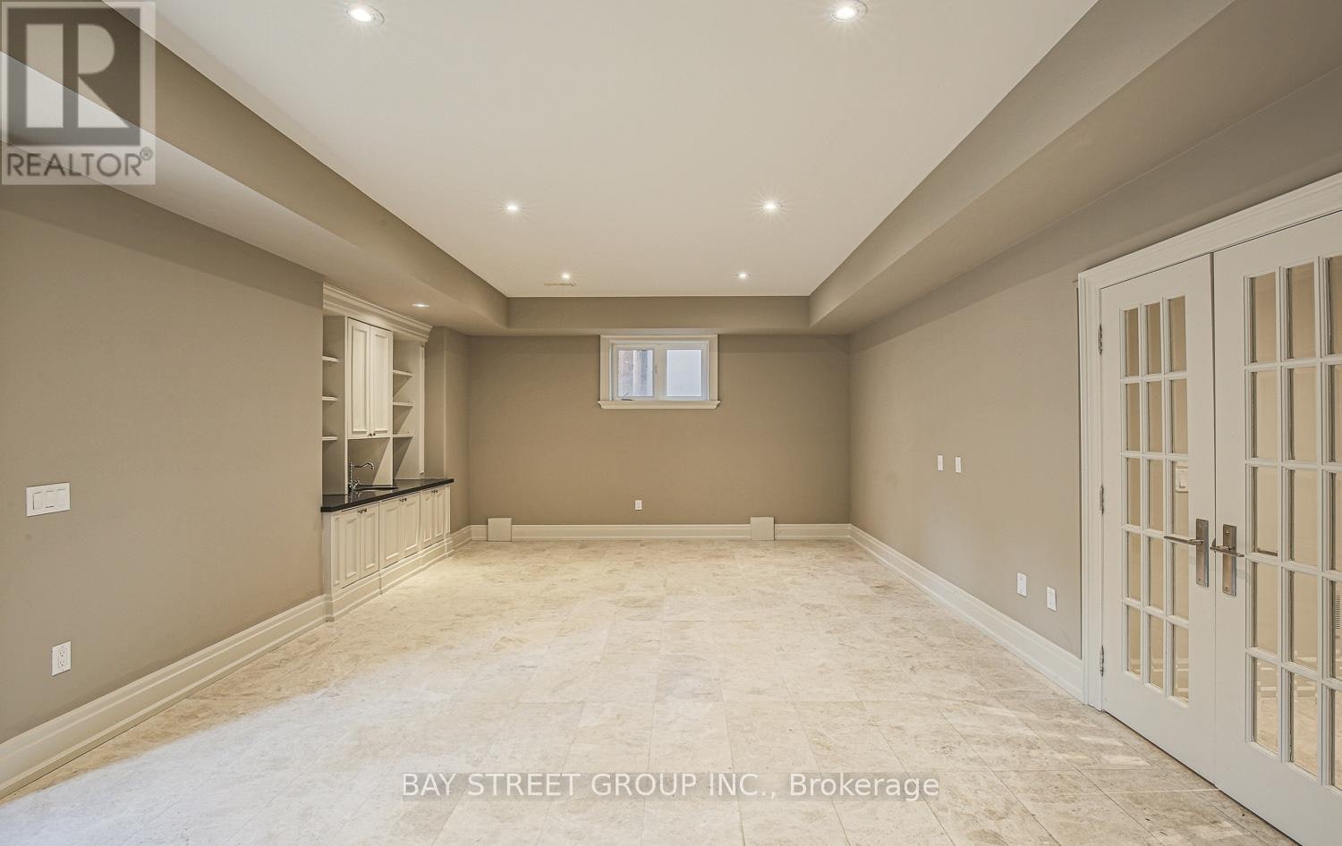 500 Deloraine Avenue, Toronto, ON, M5M 2B8 - 38