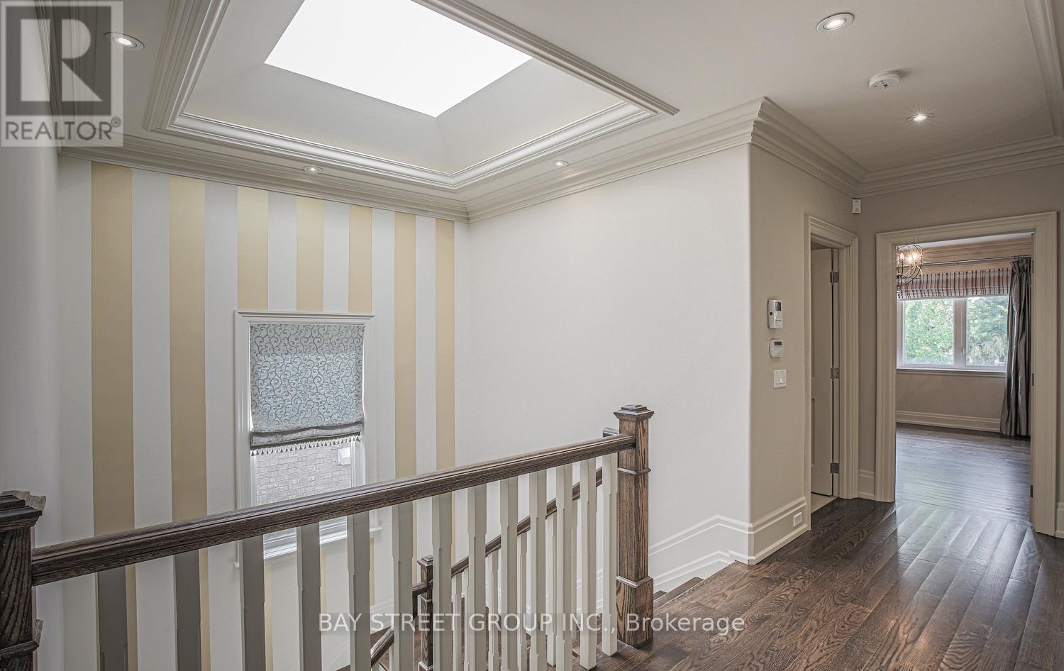 500 Deloraine Avenue, Toronto, ON, M5M 2B8 - 30