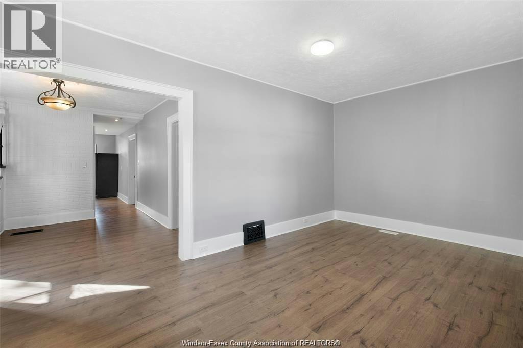 1479 Lillian Avenue, Windsor, ON, N8X 4A7 - 2