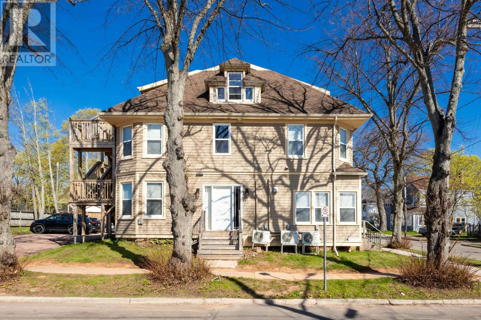 85 Edward Street, Charlottetown, PE, C1A 5E3