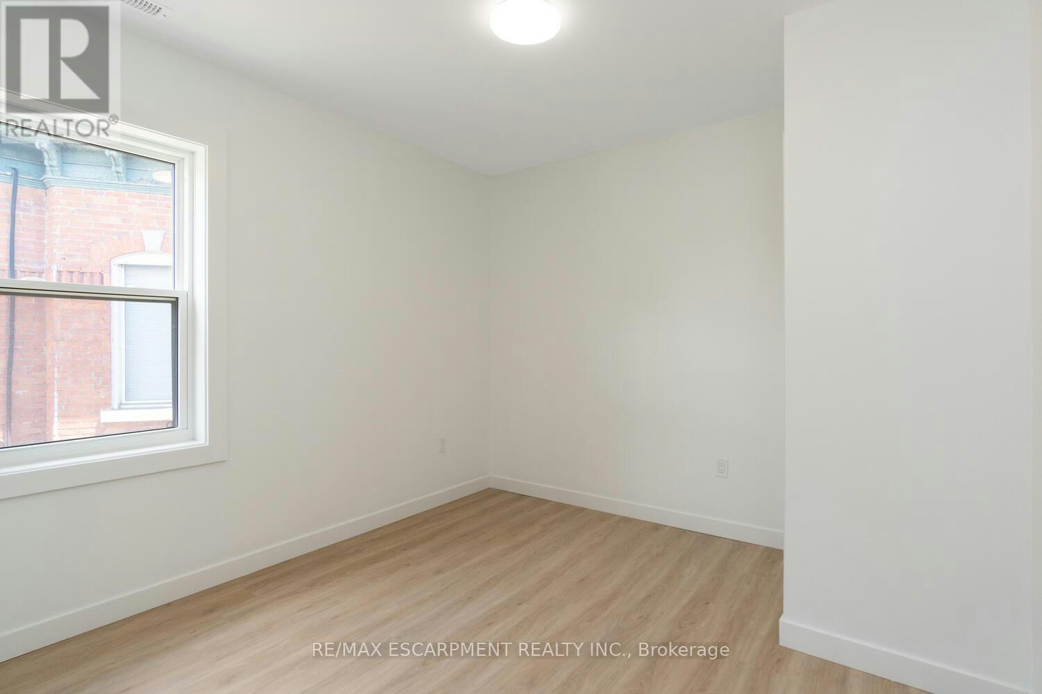 4-127 Victoria Avenue S, Hamilton, ON, L8N 2S9 - 8