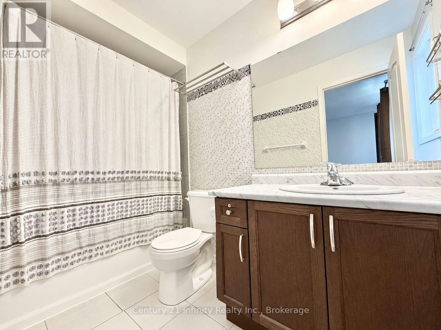 2339 Dress Circle Crescent, Oshawa, ON, L1L 0L8 - 13