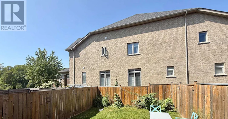 2339 Dress Circle Crescent, Oshawa, ON, L1L 0L8 - 18